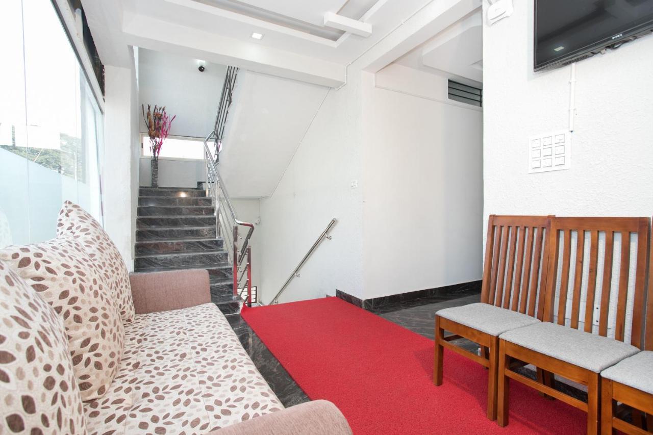 Oyo 11097 Hotel Grand Arabian Bangalore Ngoại thất bức ảnh