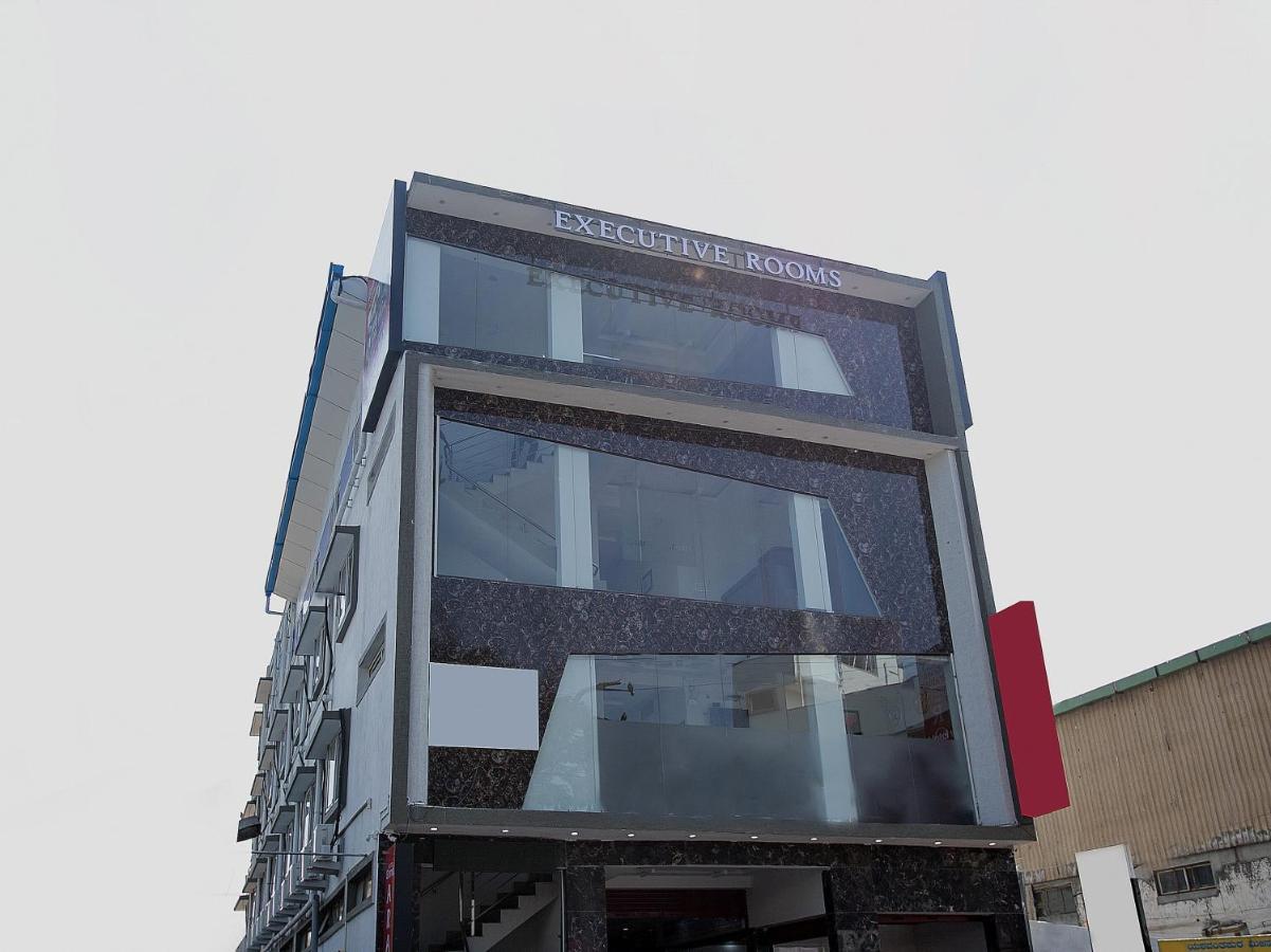 Oyo 11097 Hotel Grand Arabian Bangalore Ngoại thất bức ảnh